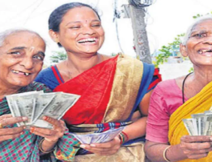 बिहार के 1 करोड़ से ज्यादा पेंशनधारियों के लिए गुड न्यूज, सम्राट सरकार ने अकाउंट में भेजे 1100 रुपये, ऐसे चेक करें अपना पैसा