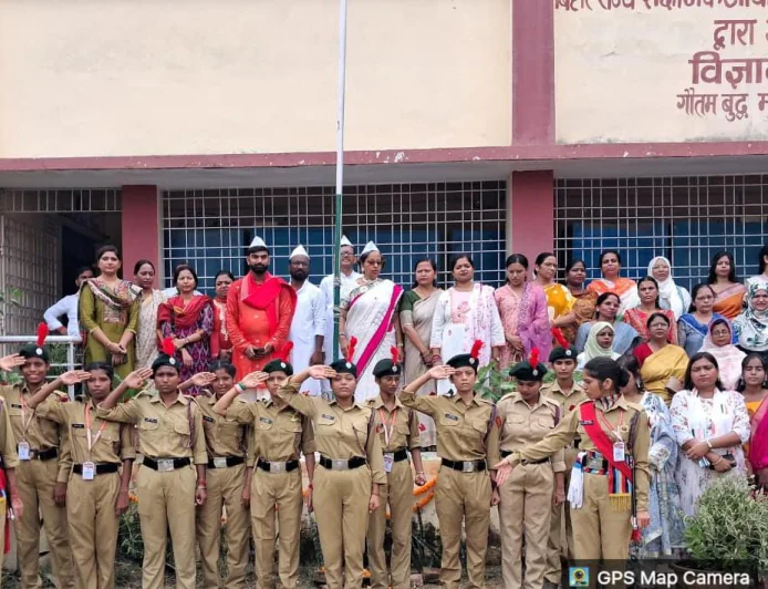 जीबीएम कॉलेज में 80वें स्वतंत्रता दिवस पर प्रधानाचार्या डॉ सीमा पटेल ने किया ध्वाजारोहण "हर घर तिरंगा अभियान" के तहत एनएसएस एवं एनसीसी ने "मेरी जान तिरंगा है" सांस्कृतिक कार्यक्रम का किया आयोजन