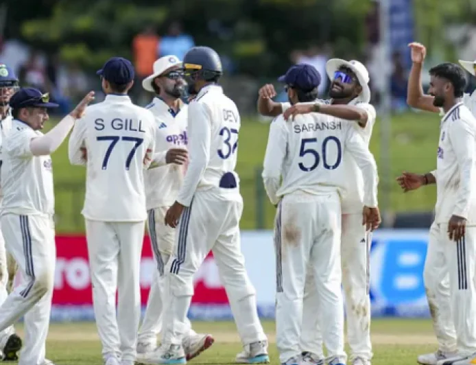 IND vs SL: सोनल दिनूशा और पसिंदु ने बचाई श्रीलंका की लाज, कोलंबो टेस्ट के तीसरे दिन भारतीय गेंदबाजों से हुई बड़ी गलती