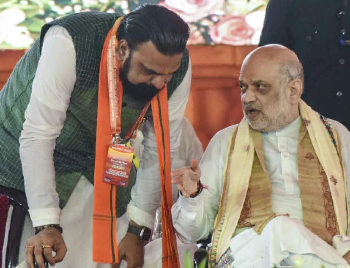 BIG NEWS : नेपाल में मची तबाही के बाद केन्द्र और बिहार सरकार अलर्ट, गृहमंत्री अमित शाह ने CM सम्राट से की बात, इन जिलों में हाईअलर्ट जारी