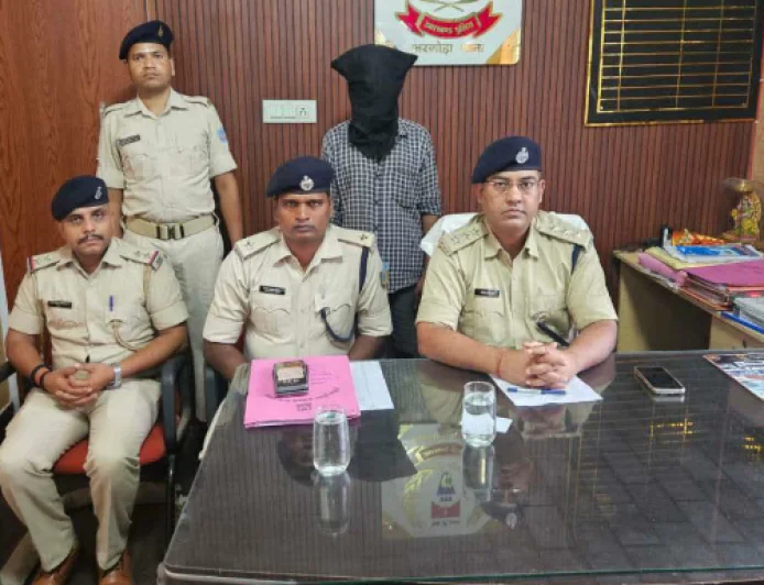 Jharkhand News : 5 करोड़ दो...वरना जान से मार देंगे!, डॉक्टर को धमकी देने वाला आरोपी गिरफ्तार