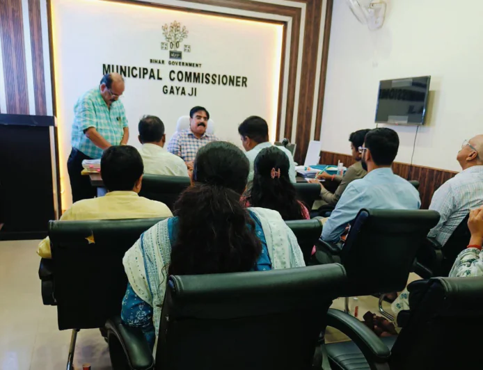 पितृपक्ष मेला की तैयारियों को लेकर नगर आयुक्त ने की उच्चस्तरीय समीक्षा, श्रद्धालुओं की सुविधा नगर निगम की सर्वोच्च प्राथमिकता : नगर आयुक्त