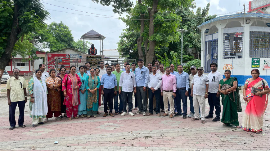 उच्च शिक्षा अधिनियम-2026 के विरोध में शिक्षकों-कर्मचारियों का संयुक्त आंदोलन शुरू, एक माह तक चलेगा चरणबद्ध प्रदर्शन