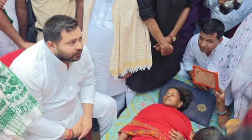 रोहतास हत्याकांड : पीड़ित परिवार से मिले तेजस्वी यादव, बोले : हत्यारों को सजा मिलने तक जारी रहेगा संघर्ष
