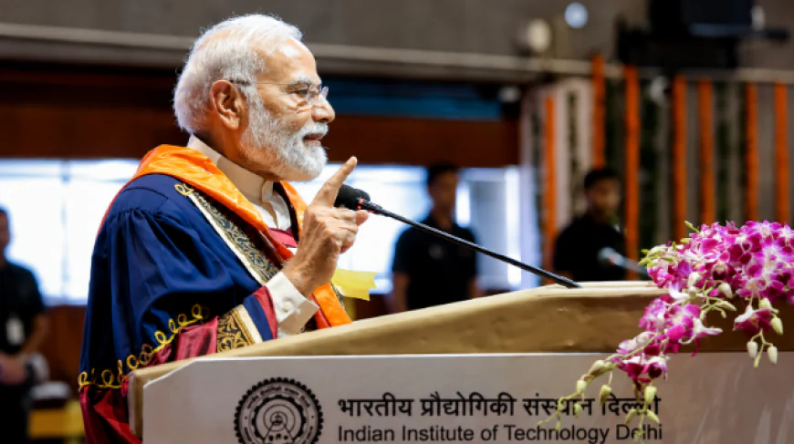 IIT दिल्ली में बोले PM मोदी, कहा : चिप से जहाज तक भारत में बने, फिर बाबा बागेश्वर का किया जिक्र