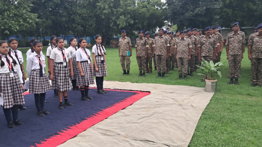 47वीं बटालियन सीआरपीएफ में गूंजा ‘वंदे मातरम्’, जवानों और स्कूली बच्चों ने किया सामूहिक गान