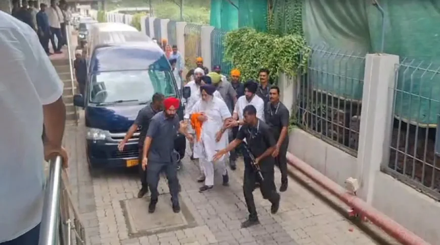 पंजाब के पूर्व डिप्टी सीएम सुखबीर सिंह बादल पर हमला, निहंग ने मारी कृपाण, महाराष्ट्र सीएम देवेन्द्र फडणवीस ने दिए जांच के आदेश