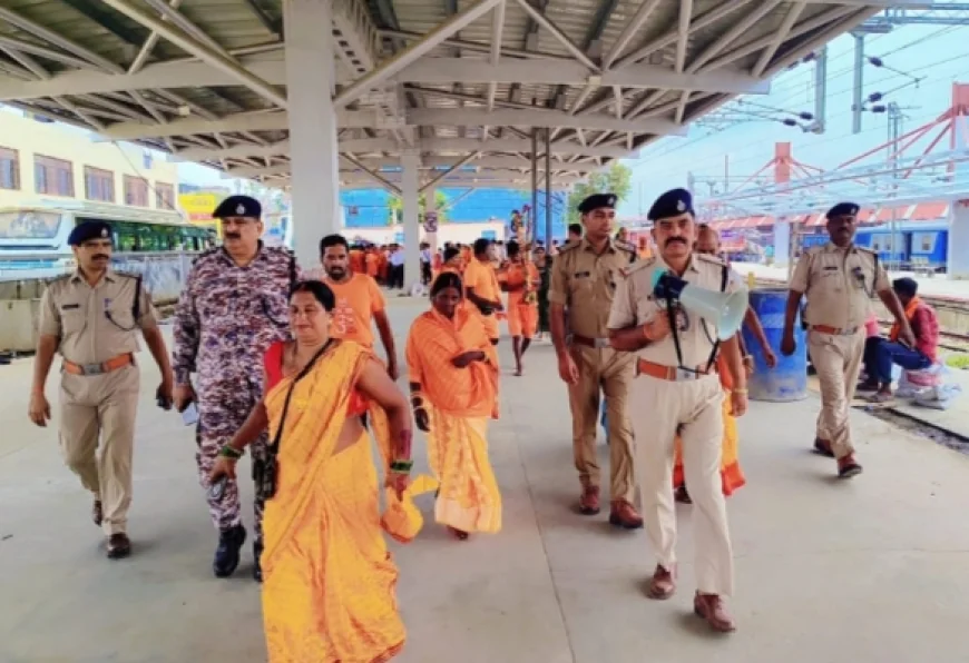स्वतंत्रता दिवस को लेकर गया जंक्शन पर आरपीएफ का चेकिंग अभियान, यात्रियों को किया जागरूक