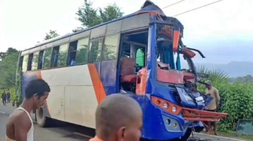 कोडरमा में भीषण सड़क हादसा, नेपाल के तीन कांवरियों की मौत