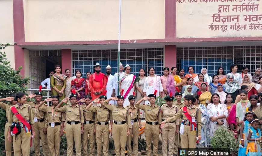 जीबीएम कॉलेज में 80वें स्वतंत्रता दिवस पर प्रधानाचार्या डॉ सीमा पटेल ने किया ध्वाजारोहण "हर घर तिरंगा अभियान" के तहत एनएसएस एवं एनसीसी ने "मेरी जान तिरंगा है" सांस्कृतिक कार्यक्रम का किया आयोजन