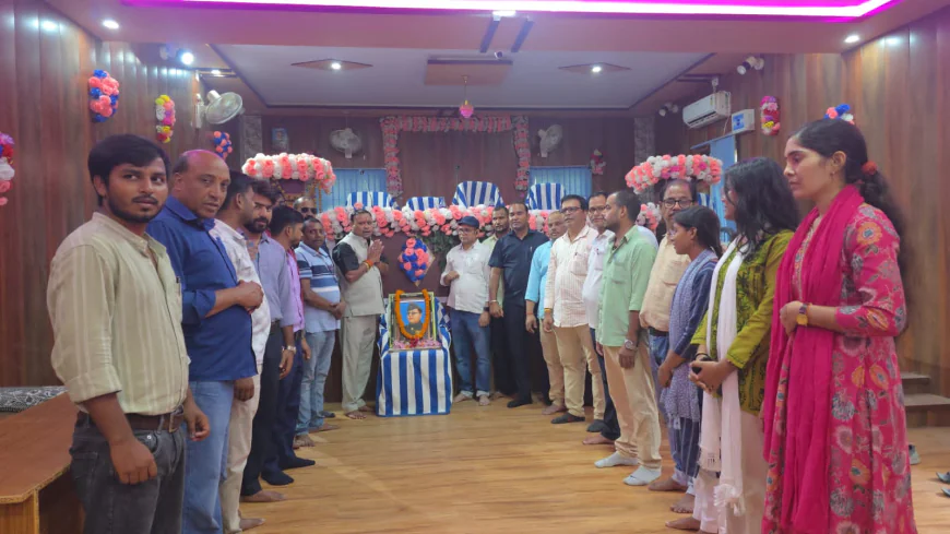 नेताजी सुभाष चंद्र बोस की पुण्यतिथि पर श्रद्धांजलि सभा आयोजित