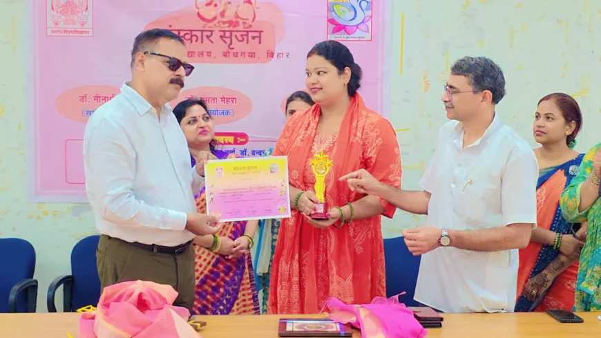 मेहंदी और रंगोली में विद्यार्थियों ने दिखाई रचनात्मक प्रतिभा