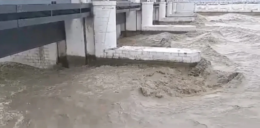 BIG NEWS : नेपाल में तबाही के बाद बिहार में गंडक का अलर्ट, NDRF- SDRF तैयार, इन जिलों पर खास नजर
