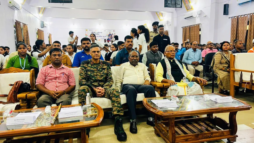राष्ट्रीय खेल दिवस के अवसर पर ‘खेलो इंडिया संवाद’ में शामिल हुए एनसीसी कैडेट