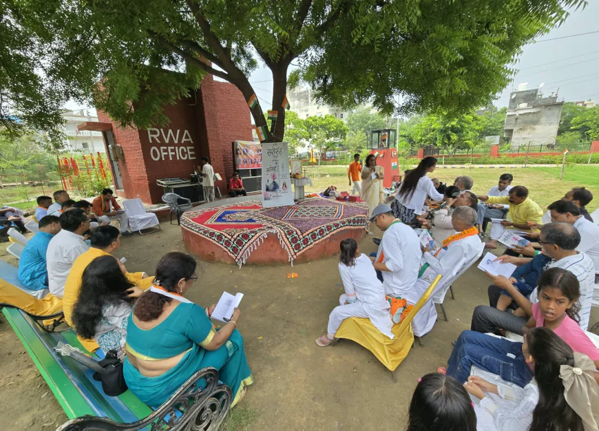शब्दवीणा के मंच पर कवयित्री सरोज कुमार के काव्य संग्रह "सरोरूह" का हुआ लोकार्पण, काव्य सत्र में पढ़ी गयीं एक से बढ़कर एक रचनाएँ