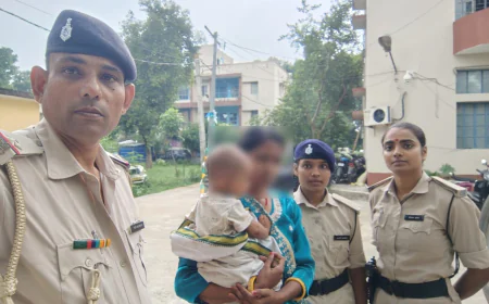 पति से विवाद के बाद बच्ची संग रेलवे ट्रैक पहुंची महिला सिपाही, डायल-112 ने 5 मिनट में बचाई दोनों की जान