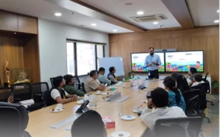 केरल प्रेस टूर: झारखंड के पत्रकारों ने किया विझिंजम इंटरनेशनल सीपोर्ट का दौरा, आधुनिक सुविधाओं की ली जानकारी