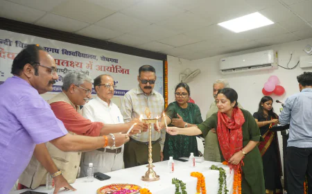बदलती दुनिया के साथ बदल रही हिंदी, तकनीक और वैश्वीकरण ने बढ़ाई चुनौतियां, मगध विश्वविद्यालय में ‘बदलती दुनिया, बदलती हिंदी’ विषय पर राष्ट्रीय संगोष्ठी आयोजित, पुस्तक का विमोचन व भाषण प्रतियोगिता के विजेता सम्मानित