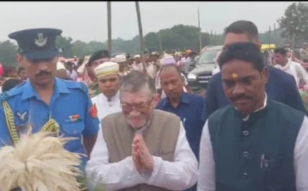 बेड़ो में करम पूर्व संध्या समारोह, राज्यपाल संतोष कुमार गंगवार ने युवाओं से संस्कृति और परंपरा बचाने का किया आह्वान