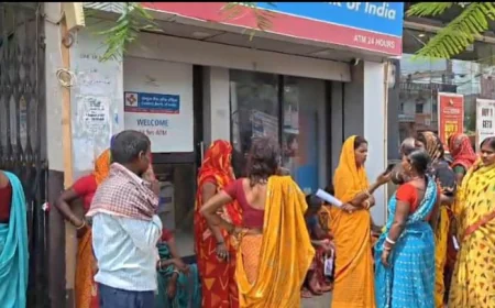 25 किलो अनाज का लालच देकर खुलवाए बैंक खाते, साइबर अपराधियों ने महिलाओं के खातों से किया फ्रॉड