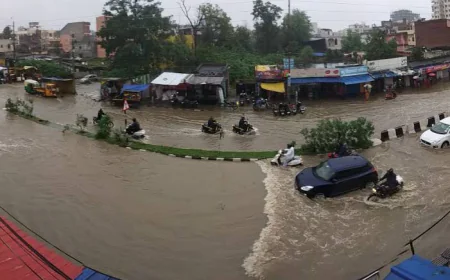झारखंड में आंधी-पानी का दौर जारी, रांची में सुबह से झमाझम बारिश
