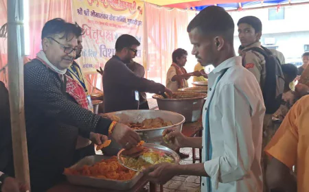पितृपक्ष मेला में श्री श्री भीमा शंकर सेवा समिति के द्वारा विशाल भंडारा का आयोजन किया गया
