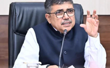 बोकारो में जिला स्वास्थ्य समिति की बैठक, उपायुक्त अजय नाथ झा ने स्वास्थ्य सेवाओं की गुणवत्ता और जवाबदेही पर दिया जोर