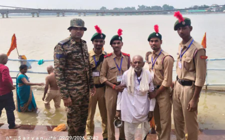 पितृपक्ष मेला में एनसीसी कैडेटों की सेवा से श्रद्धालुओं को मिल रही राहत, विष्णुपद मंदिर क्षेत्र में देश-विदेश से आए पिंडदानियों की निःस्वार्थ भाव से कर रहे सहायता -कर्नल पंकज