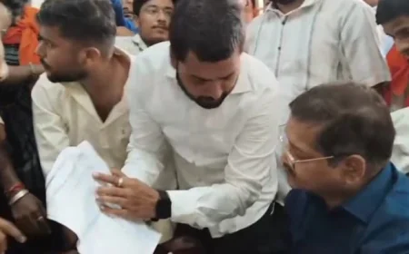 रिजल्ट में गड़बड़ी को लेकर एबीवीपी का प्रदर्शन, टीएमबीयू प्रशासनिक भवन के सामने जताया विरोध