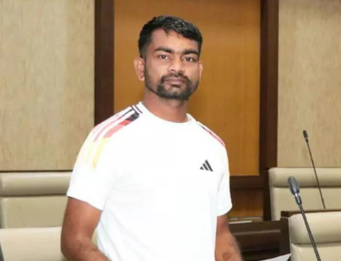 'मैं न झुकूंगा न रुकूंगा', पुलिस एसोसिएशन से विवाद के बीच बोले जयराम, "मेरी लड़ाई किसी पुलिसकर्मी से नहीं, भ्रष्ट सिस्टम के खिलाफ' 