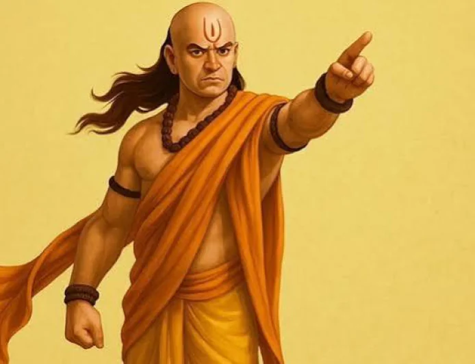 कामयाबी की राह में रोड़ा बनती हैं ये आदतें, चाणक्य नीति से सीखें सफलता का मंत्र