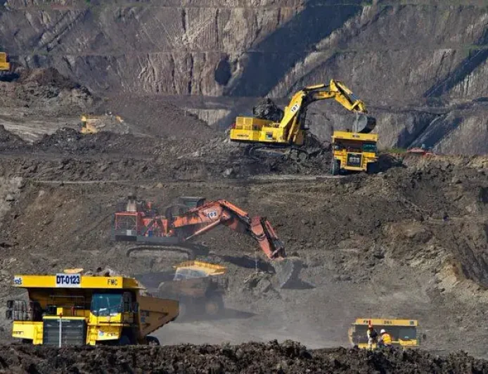 Coal Crisis: झारखंड की बारिश से बढ़ी देश की बिजली चिंता, 57 पावर प्लांट में महज 4-5 दिन का कोयला स्टॉक