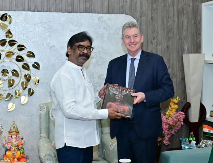 हेमंत सोरेन से ऑस्ट्रेलियन काउंसलेट-जनरल बर्नार्ड लिंच की मुलाकात, शिक्षा-निवेश समेत कई मुद्दों पर चर्चा
