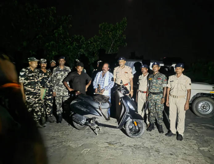 पश्चिम चंपारण में बुद्ध प्रतिमा की तस्करी का खुलासा, 7.7 किलो की बेशकीमती प्रतिमा के साथ दो गिरफ्तार