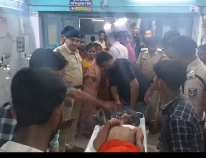 पटना में मामूली विवाद ने लिया खूनी रूप, बेटे के सामने पिता की चाकू गोदकर हत्या; दो आरोपी हिरासत में