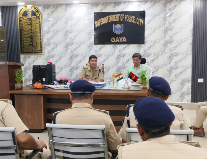पितृपक्ष मेला को लेकर गया रेलवे स्टेशन की सुरक्षा व्यवस्था का निरीक्षण, मंडल सुरक्षा आयुक्त ने आरपीएफ, जीआरपी और जिला पुलिस के अधिकारियों के साथ की समन्वय बैठक