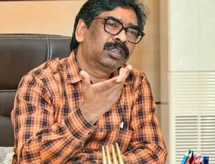 सुदीव्य सोनू के निधन के बाद CM हेमंत सोरेन के पास आए ये 5 विभाग, कांग्रेस-बीजेपी ने उठाए सवाल