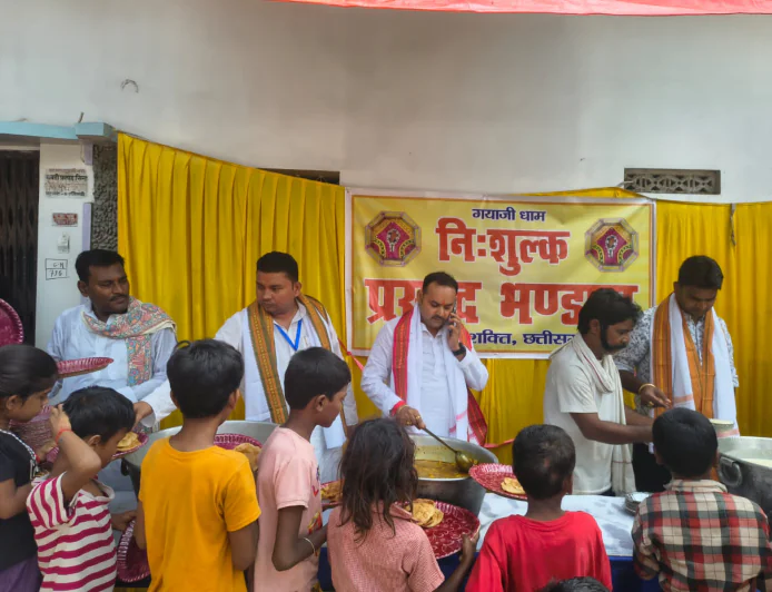 पितृपक्ष मेला में निःशुल्क भोजनालय का शुभारंभ, श्रद्धालुओं को मिलेगी भोजन की सुविधा