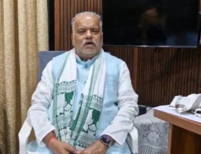 जमशेदपुर पहुंचे बिहार के मंत्री श्रवण कुमार, झारखंड में बढ़ते अपराध और खनिज लूट पर सरकार को घेरा