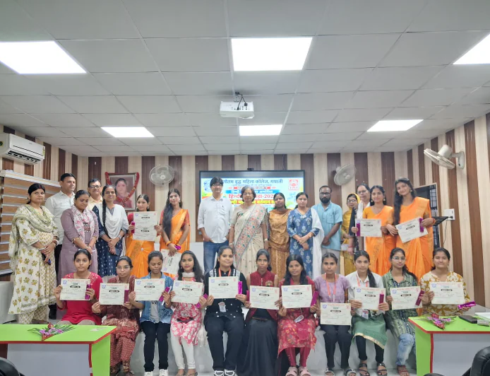 जीबीएम कॉलेज में "हिन्दी भाषा और वर्तमान समय" पर एक दिवसीय व्याख्यान का हुआ आयोजन, बोलचाल की भाषा में हिन्दी का प्रयोग करने की है आवश्यकता