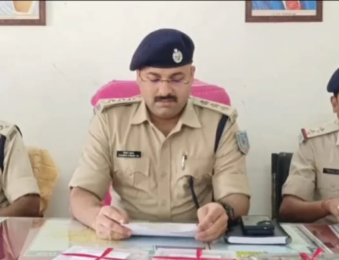 टाटीझरिया अपहरण कांड का खुलासा, दो आरोपी गिरफ्तार, 2 लाख की फिरौती वसूली का आरोप