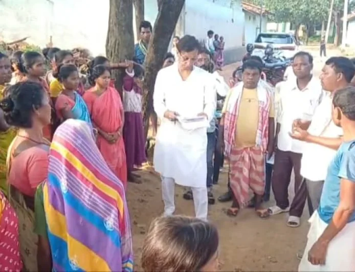 जामताड़ा में SIR कार्य पर उठे सवाल, BLO पर पैसे मांगने और धमकी देने का आरोप; जांच की मांग