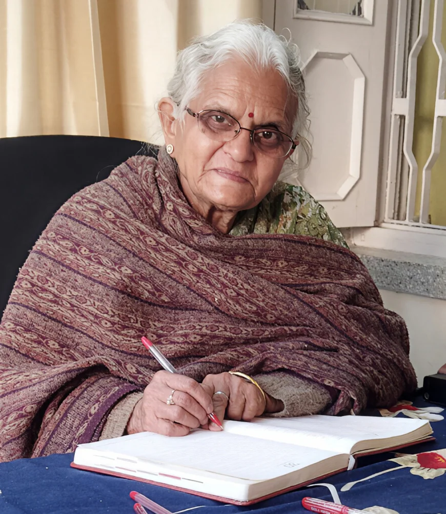 नहीं रहीं जीबीएम कॉलेज की पूर्व अर्थशास्त्र विभागाध्यक्ष एवं बर्सर डॉ मीरा वर्मा, शोक सभा आयोजित करके कॉलेज परिवार ने दी मौन श्रद्धांजलि