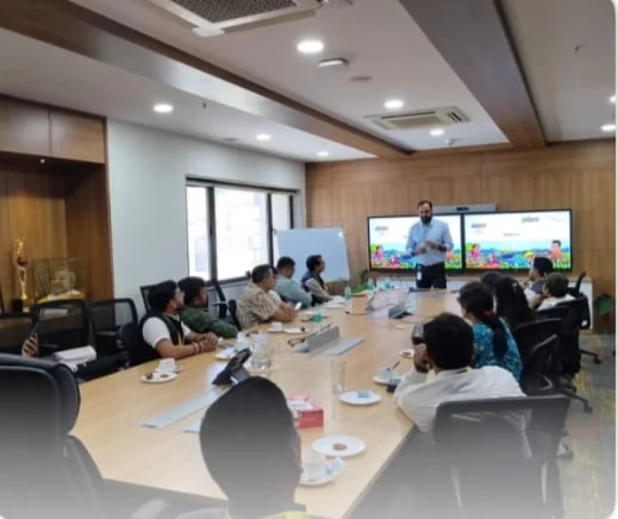 केरल प्रेस टूर: झारखंड के पत्रकारों ने किया विझिंजम इंटरनेशनल सीपोर्ट का दौरा, आधुनिक सुविधाओं की ली जानकारी