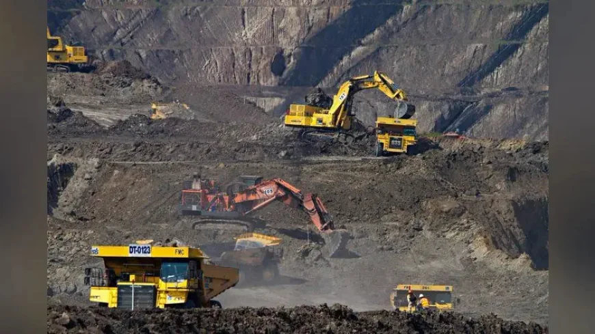 Coal Crisis: झारखंड की बारिश से बढ़ी देश की बिजली चिंता, 57 पावर प्लांट में महज 4-5 दिन का कोयला स्टॉक