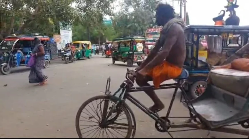 एक पैर से रिक्शा खींचकर परिवार पाल रहे संजय, बोले- भीख से बेहतर मेहनत की कमाई
