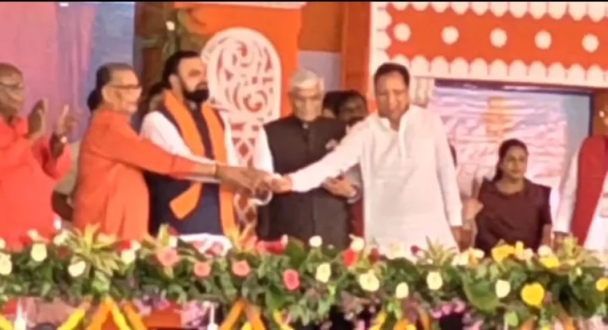 MLC चुनाव में जन सुराज का बड़ा दांव, प्रशांत किशोर ने 5 उम्मीदवारों का किया ऐलान; शिक्षकों को 7वां वेतनमान दिलाने का वादा