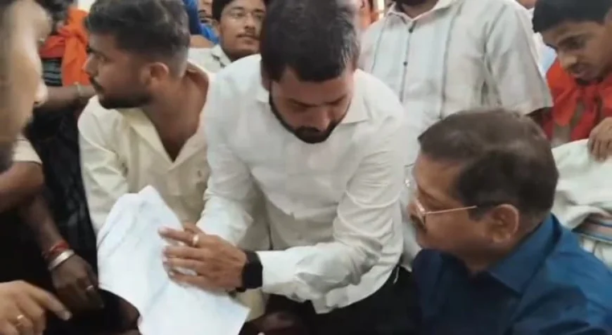 रिजल्ट में गड़बड़ी को लेकर एबीवीपी का प्रदर्शन, टीएमबीयू प्रशासनिक भवन के सामने जताया विरोध