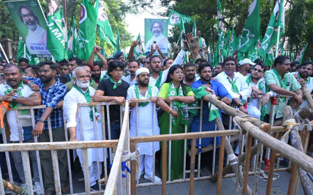 SIR के खिलाफ JMM का रांची में प्रदर्शन, CEC ज्ञानेश कुमार को हटाने की मांग