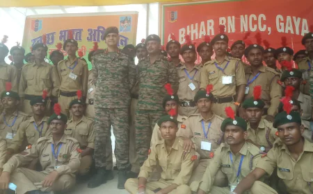 पितृपक्ष में पुण्य के साथ स्वच्छता का संदेश, फल्गु तट पर उतरे एनसीसी कैडेट